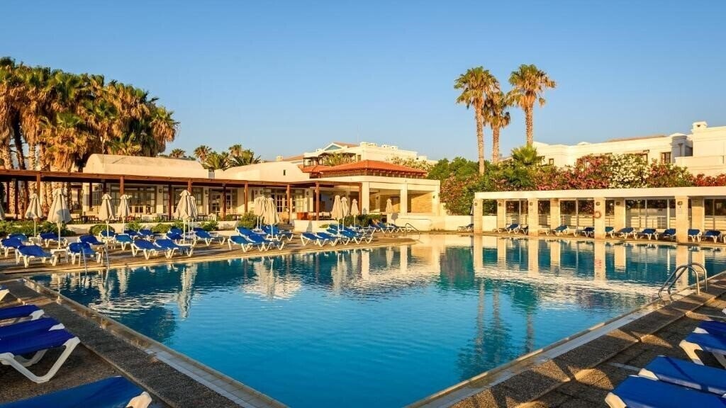 Фото Annabelle Beach Resort 5*