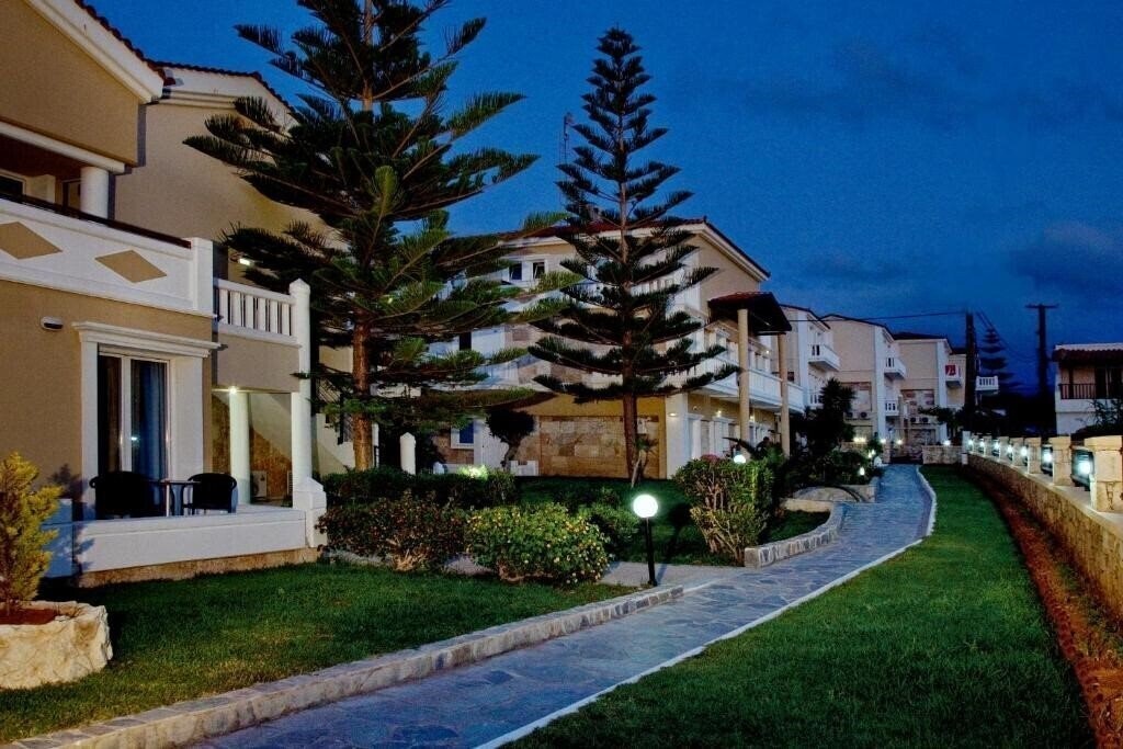 Фото Jo-An Beach 4*