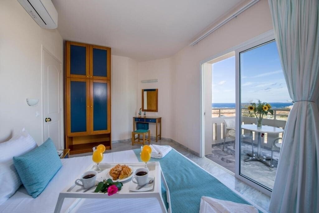 Изображение Kedrissos Hotel Apartments 3*