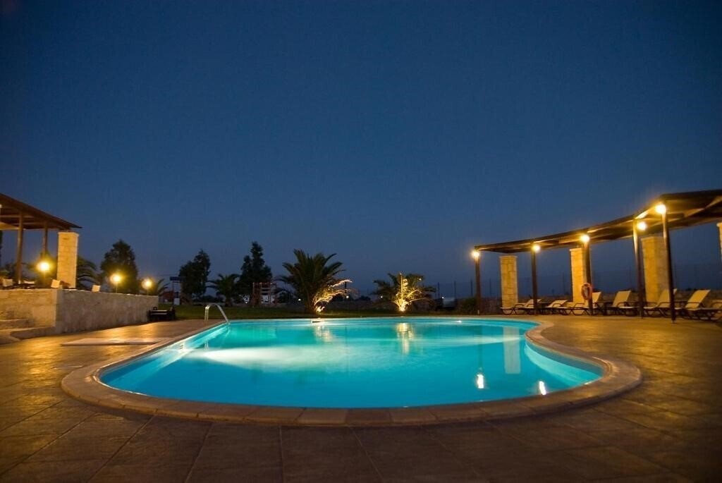 Отель Kallicrates Village 3*
