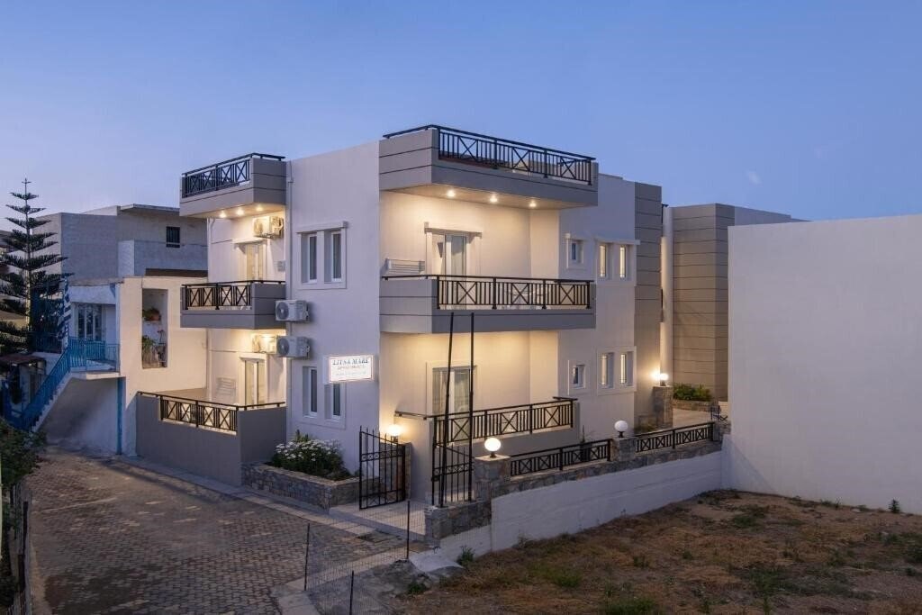 Отель Litsa Mare Apartments 3*