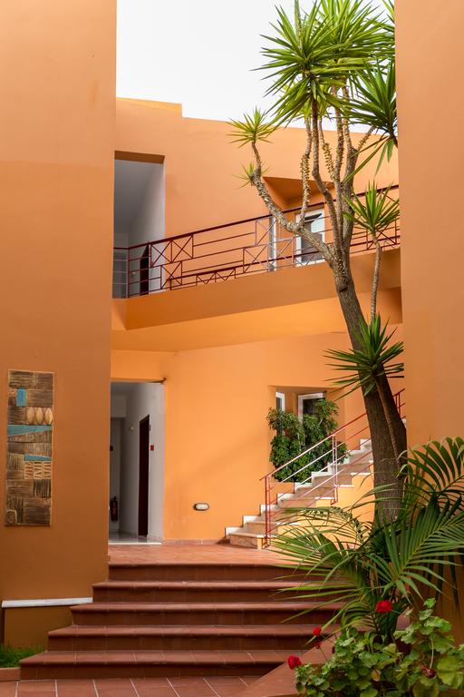 Отель Elotia 3*