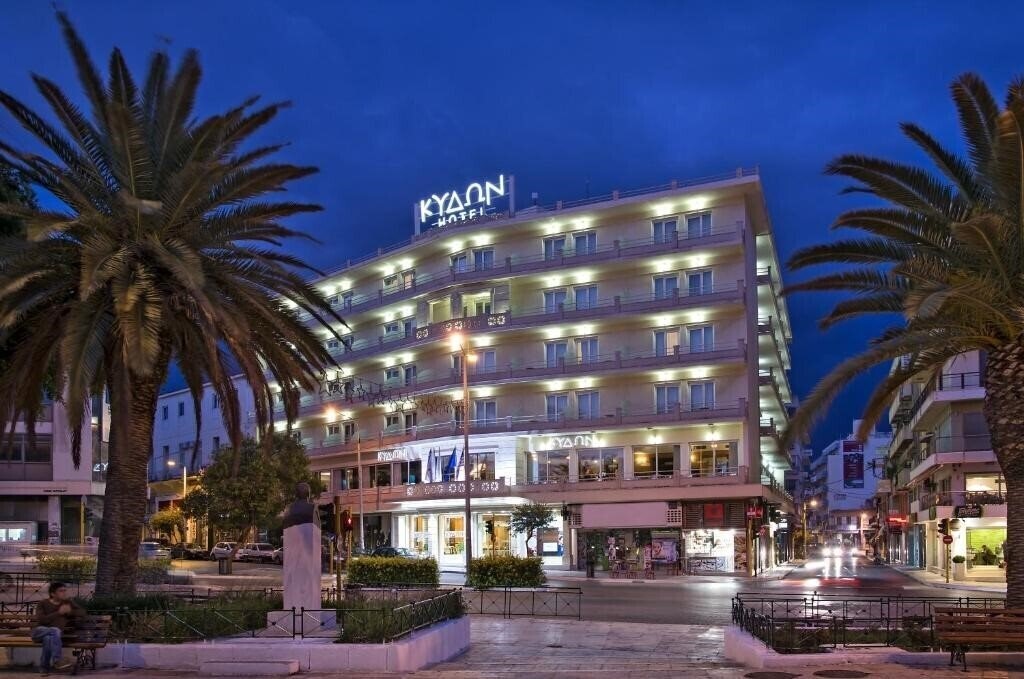 Отель Kydon Hotel 4*