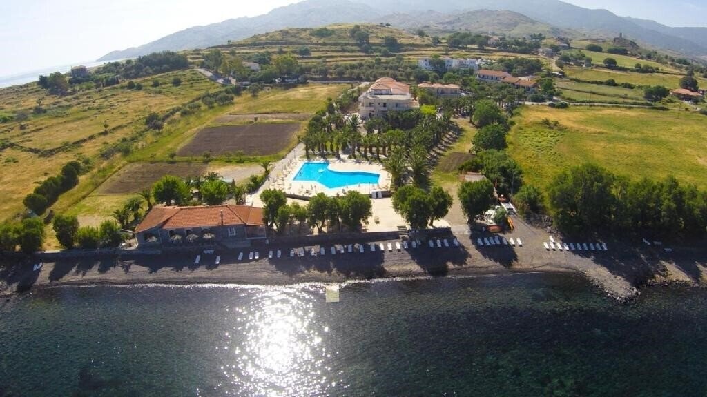 Картинка Aphrodite Hotel Lesbos 4*