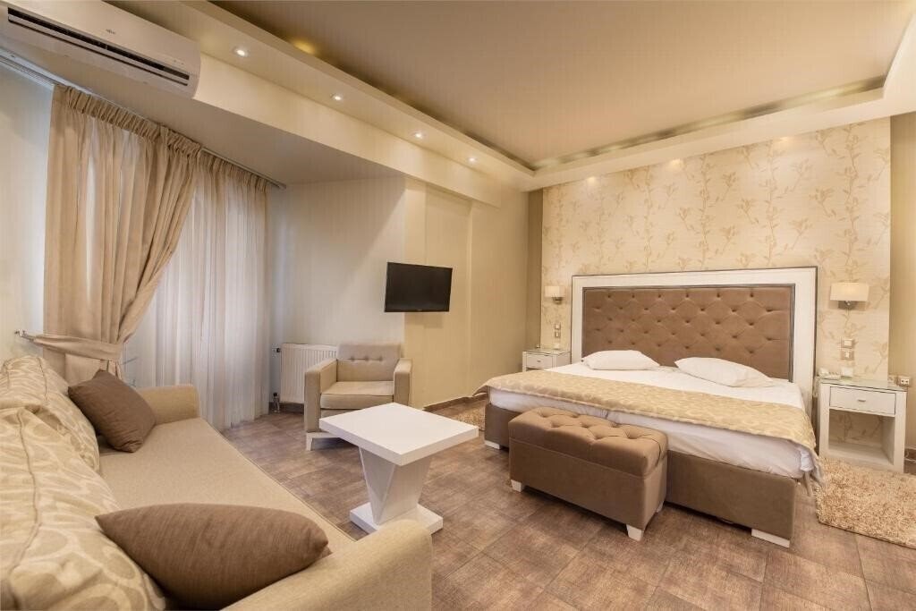 Фото Heliotrope Boutique & Resort Hotels 4*