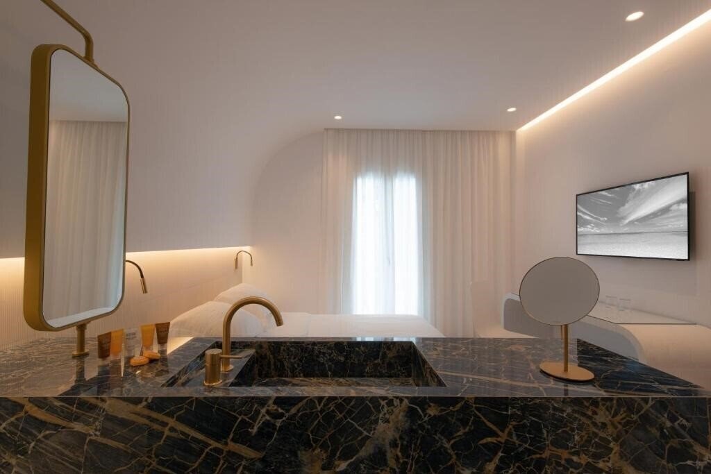 Картинка Petasos Chic 3*