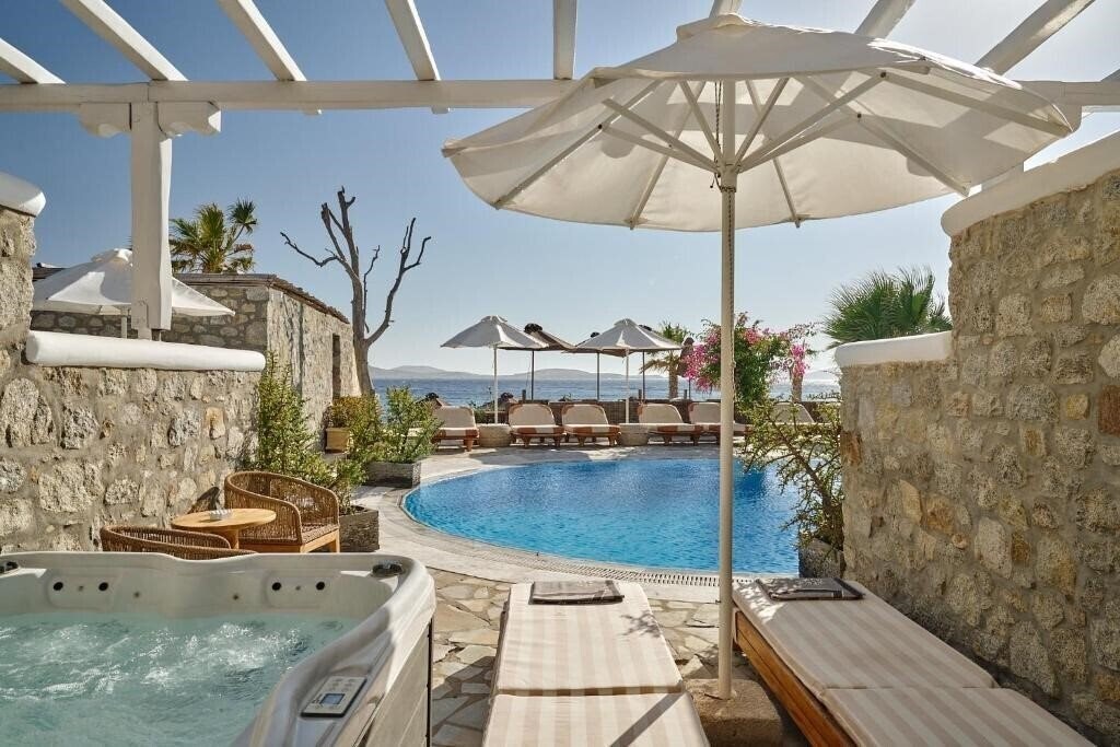 Фото Hippie Chic Hotel 3*