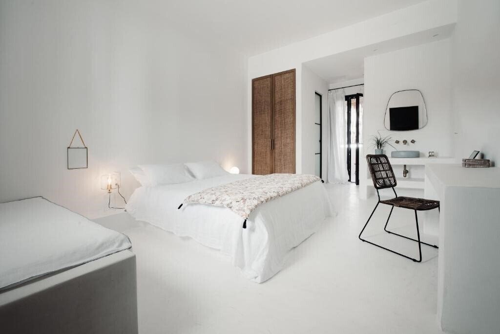 Фото Koukoumi Vegan Hotel (Ano Mera) 4*