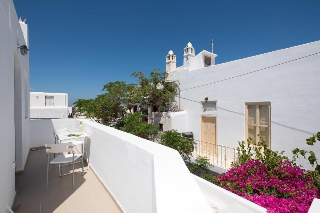 Картинка Lirous Studios 3*