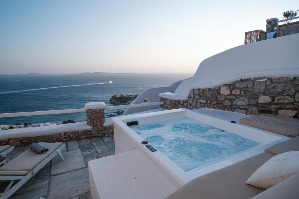 Фото La Maison Blanche Mykonos 3*