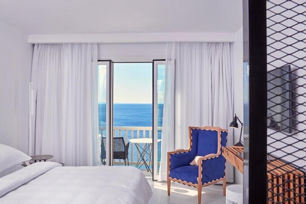 Фото Myconian Royal 5*