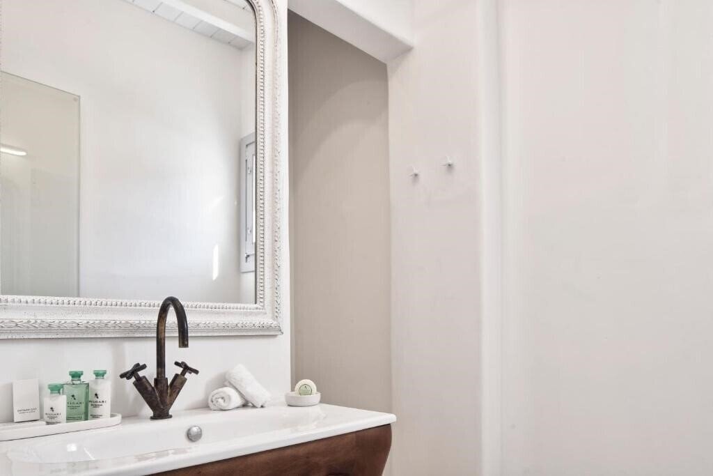 Фотография Katikies Villas Mykonos Elia Beach 5*