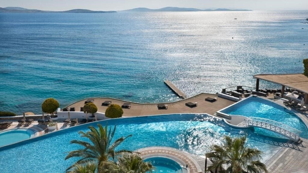 Отель Saint John Hotel Villas & SPA 5*