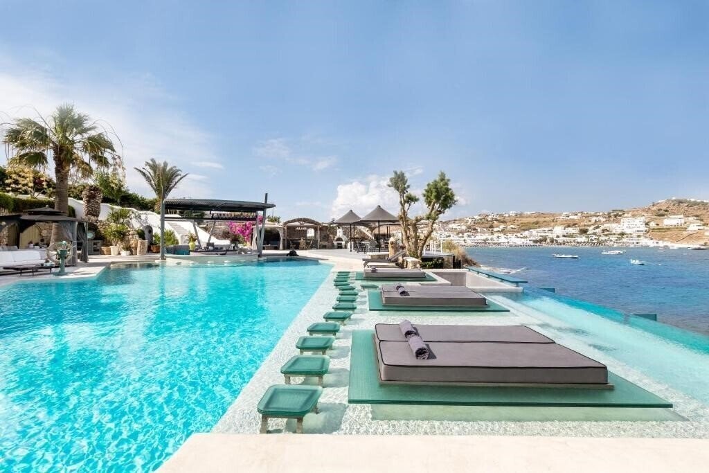 Отель Kivotos Mykonos 5*
