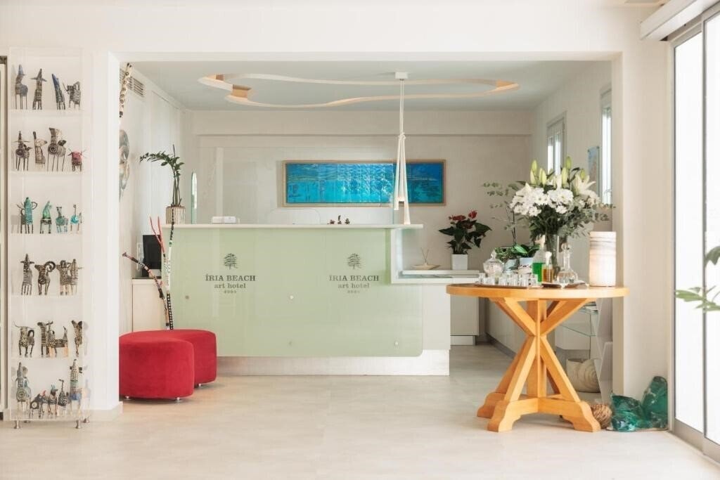 Фото Iria Beach Art Hotel 4*