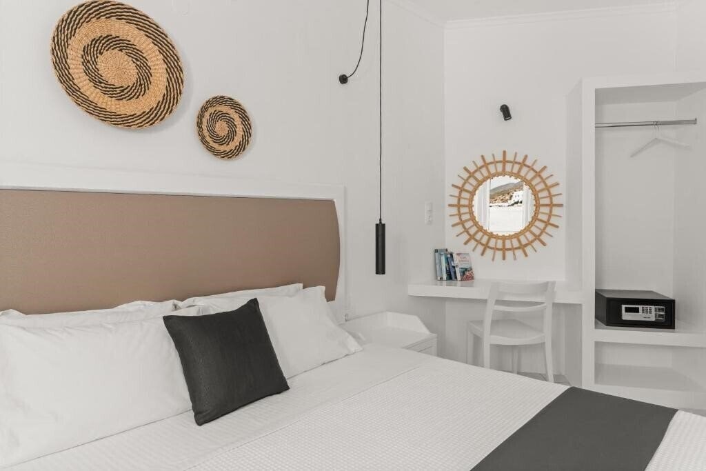 Фото Sunrise Paros by Mr & Mrs White 3*