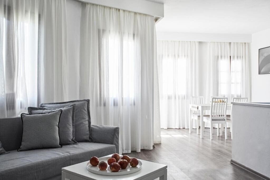Изображение Sunrise Paros by Mr & Mrs White 3*