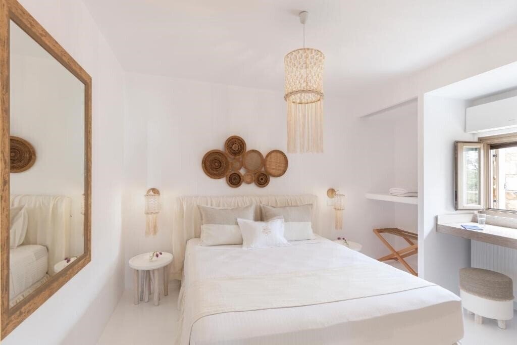 Изображение Amalgam Homes Paros 4*