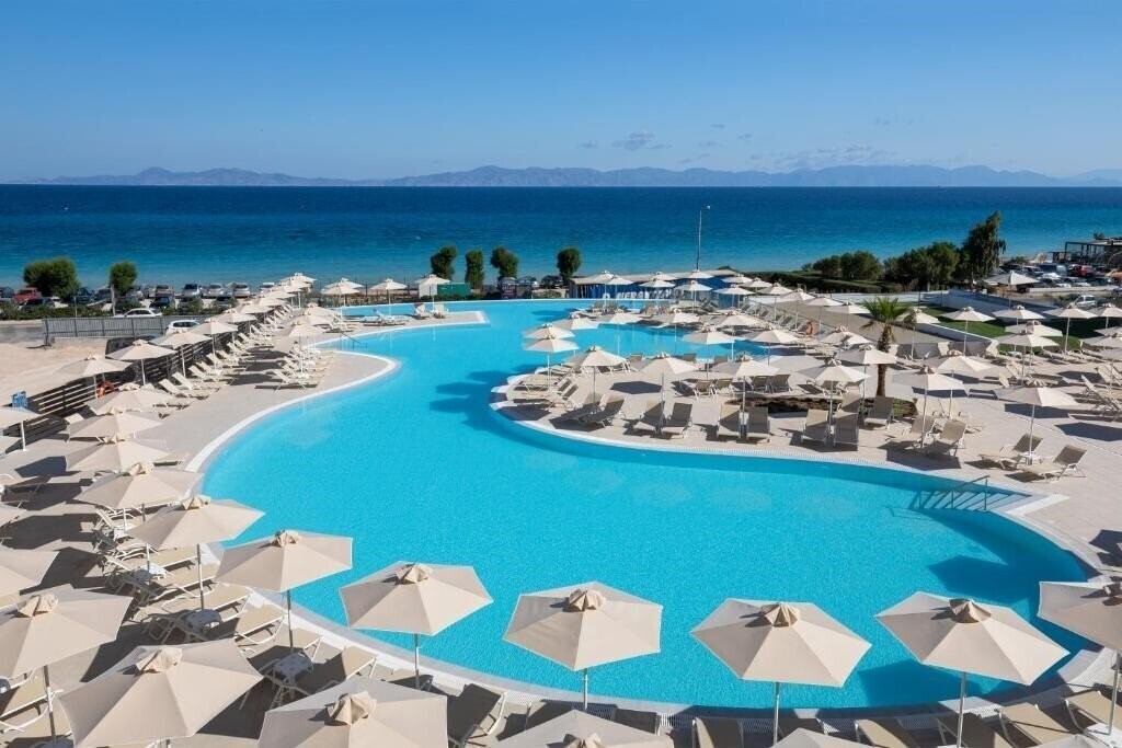 Отель Belair Beach Hotel 4*