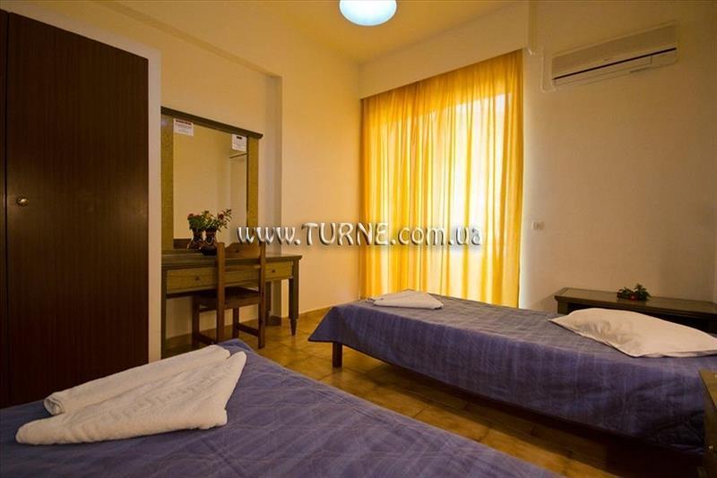 Отель Golden Days Hotel 2*