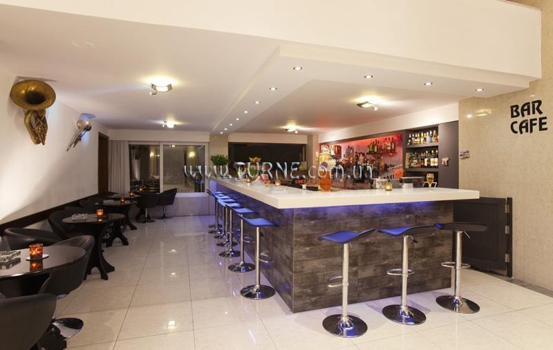 Фотография Continental Apartments 4*