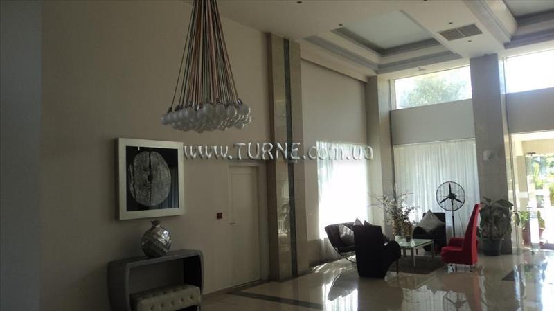 Отель Continental Apartments 4*