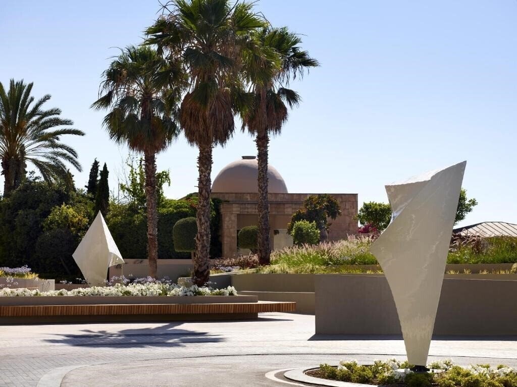 Фото Amathus Elite Suites 5*