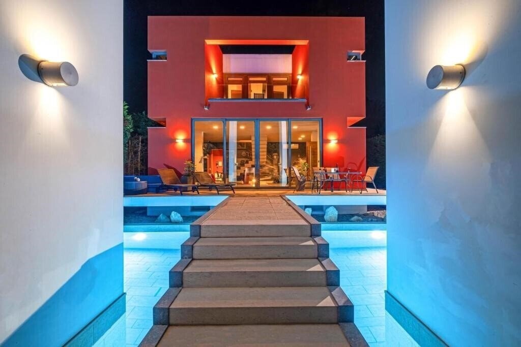 Картинка Almond Villa вилла