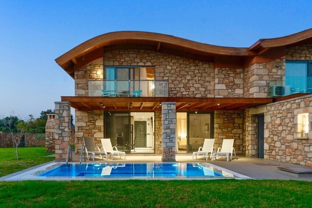 Отель Estrella Villas 5*