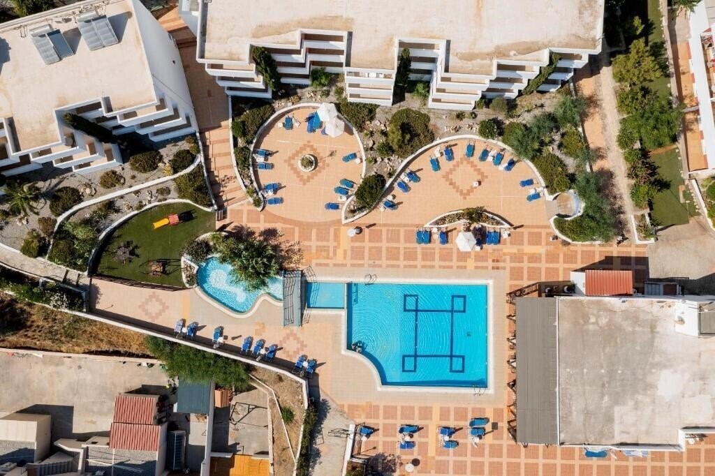 Изображение Stella Hotel Pefkos 3*