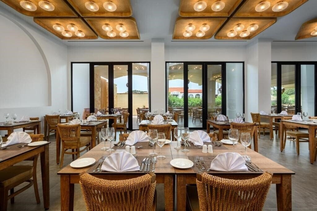 Изображение Absolute Kiotari Resort 4*
