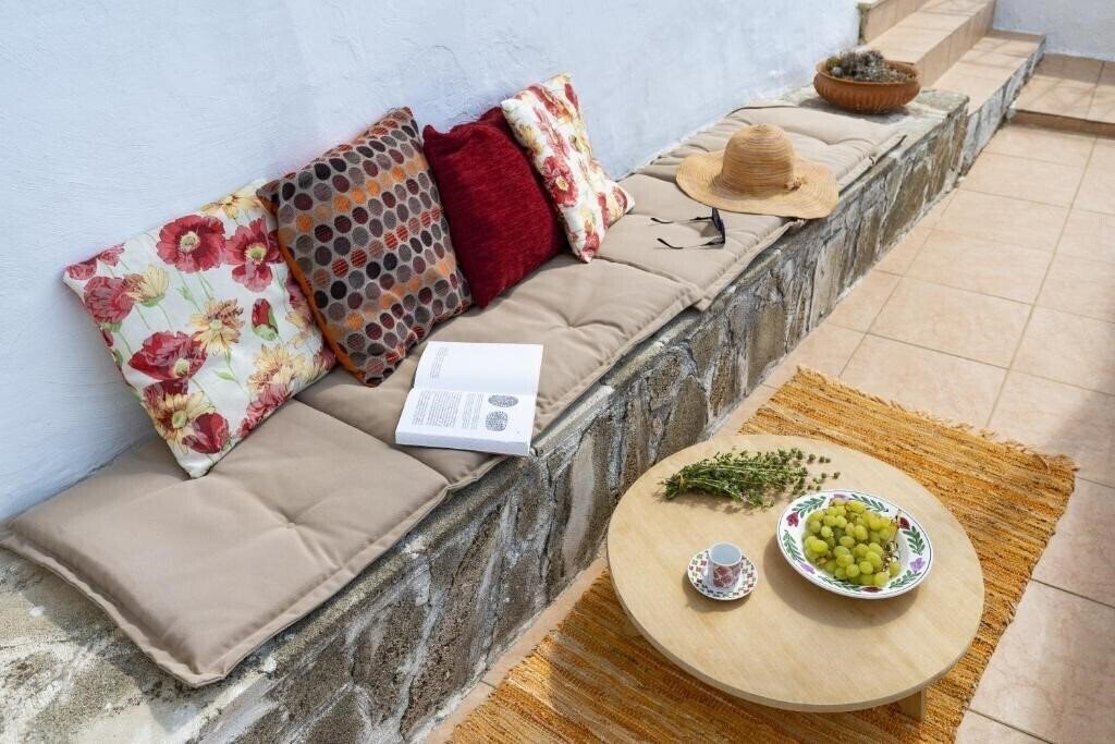 Изображение 1900'S Traditional House In Asklipio 3*
