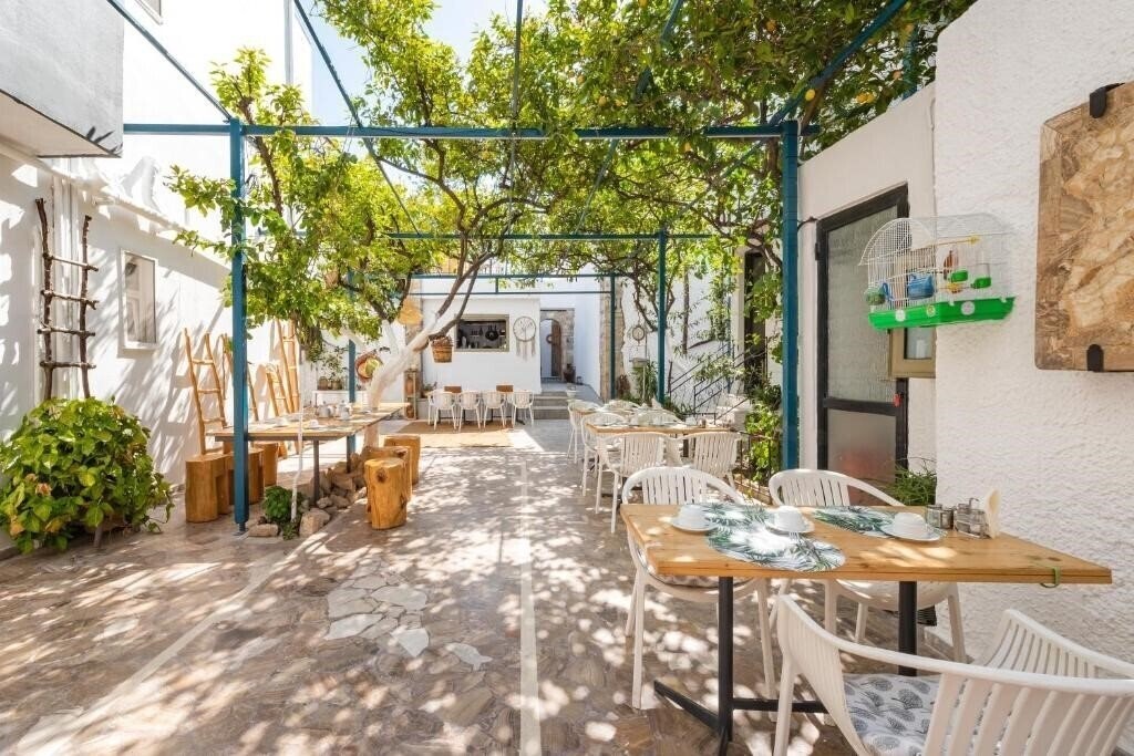 Изображение Lefka Hotel 2*