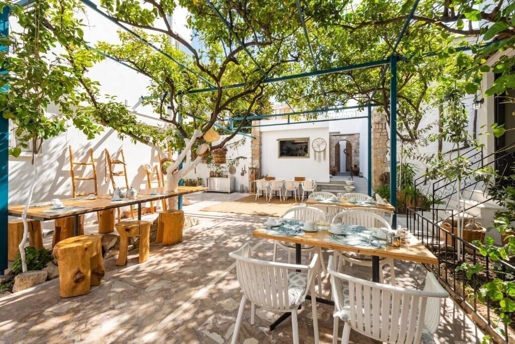 Картинка Lefka Hotel 2*