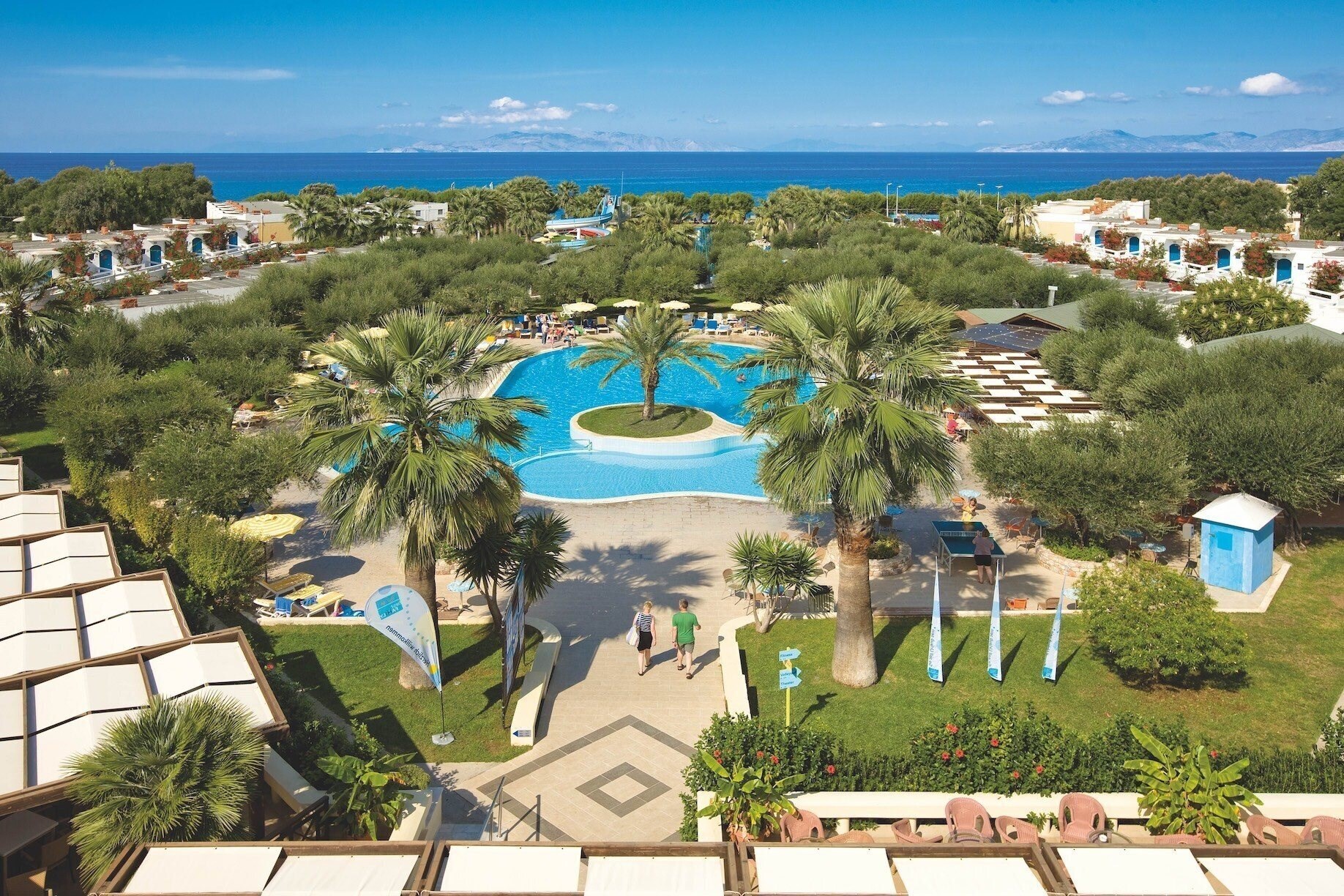 Отель Alex Beach Hotel and Bungalows 4*