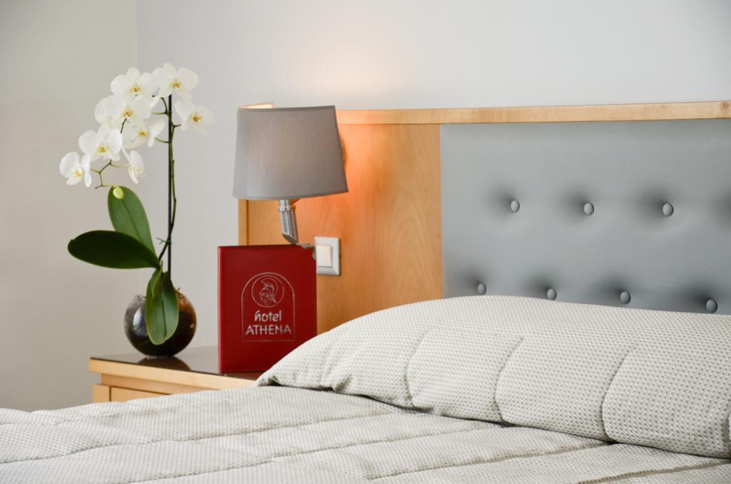 Отель Athena Hotel 3*