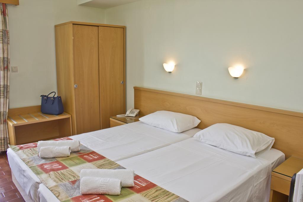 Картинка Nafsika 2*