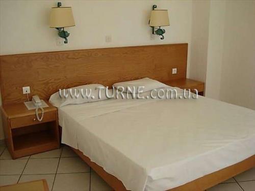 Фотография October отель без категории