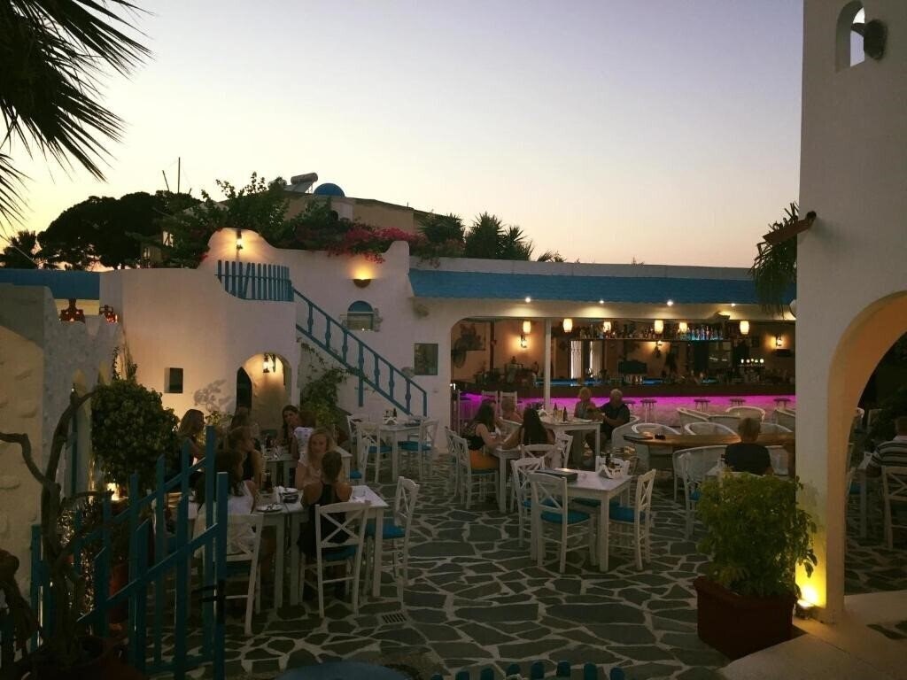 Картинка Romanza Mare 3*