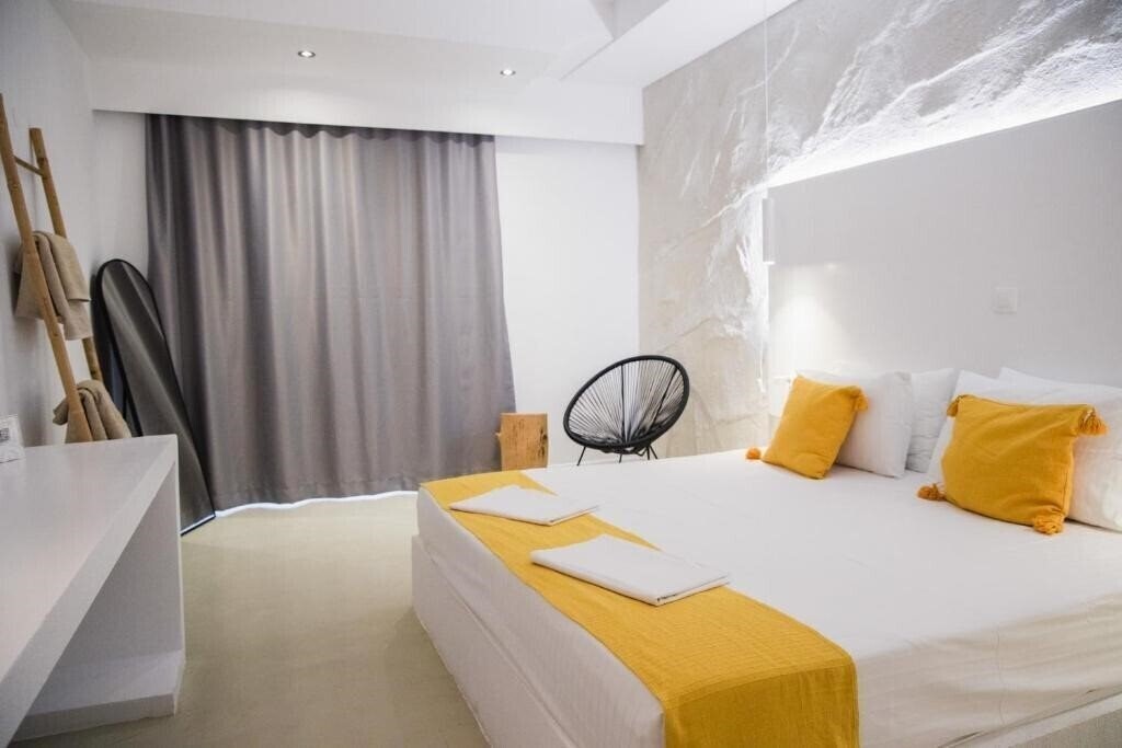 Отель Ladiko Inn 3*