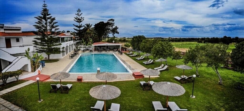 Отель Vallian Village 3*