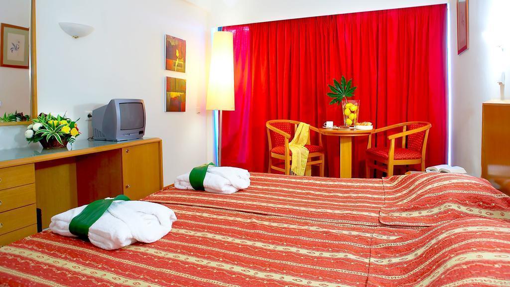 Картинка Blue Sky City Beach Hotel 4*