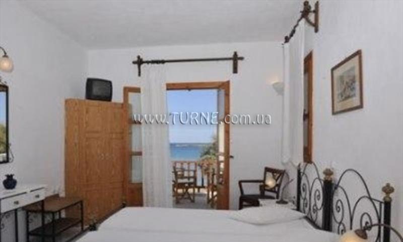 Фотография Roussos Beach Hotel 3*