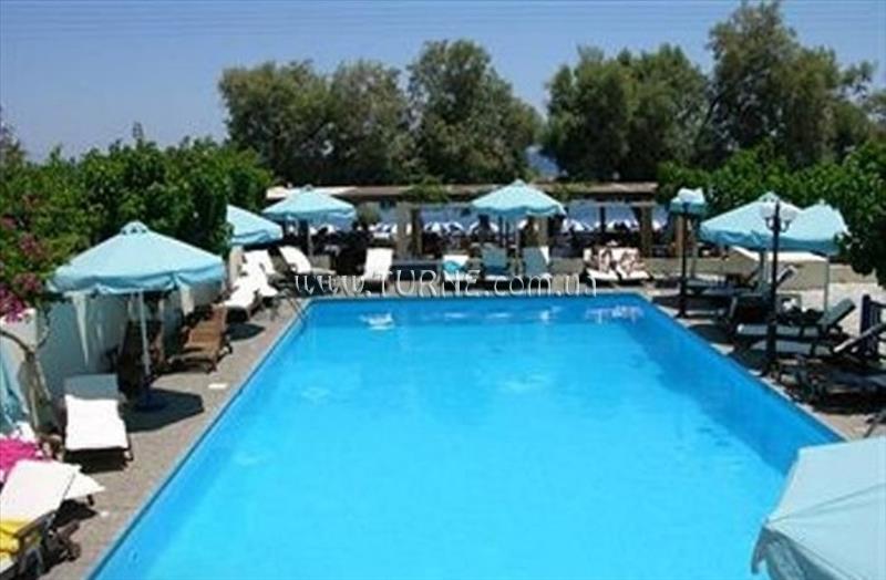 Фото Roussos Beach Hotel 3*