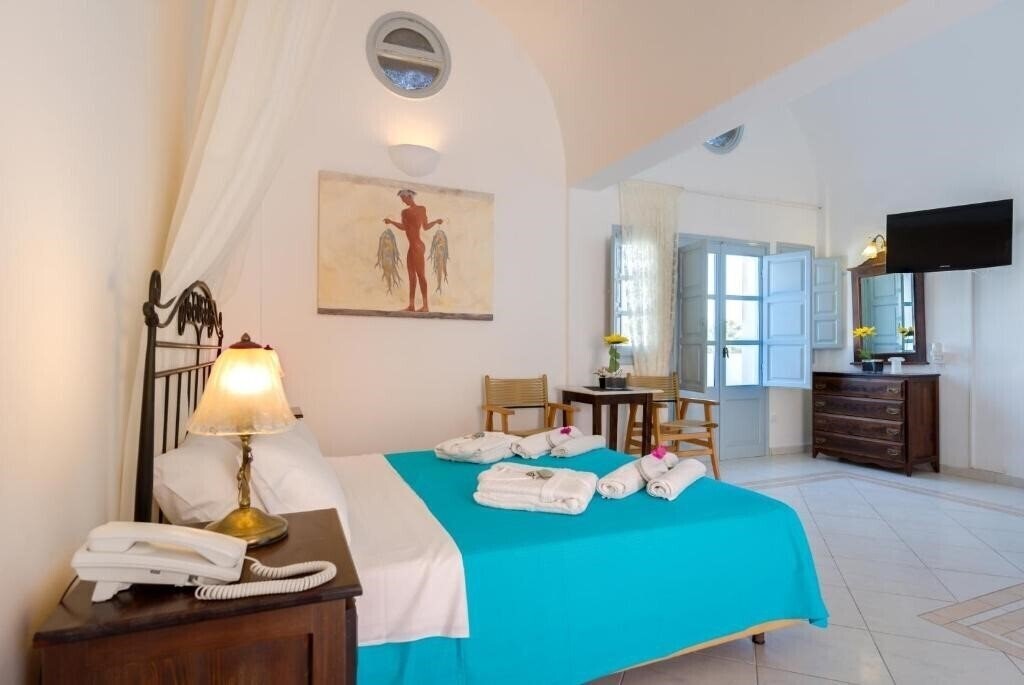 Картинка Jojo Beach Hotel & Bar 3*