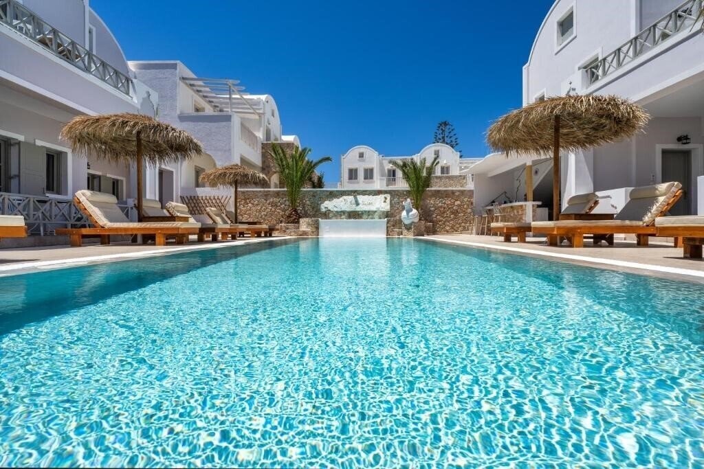 Отель Kalya Suites 3*