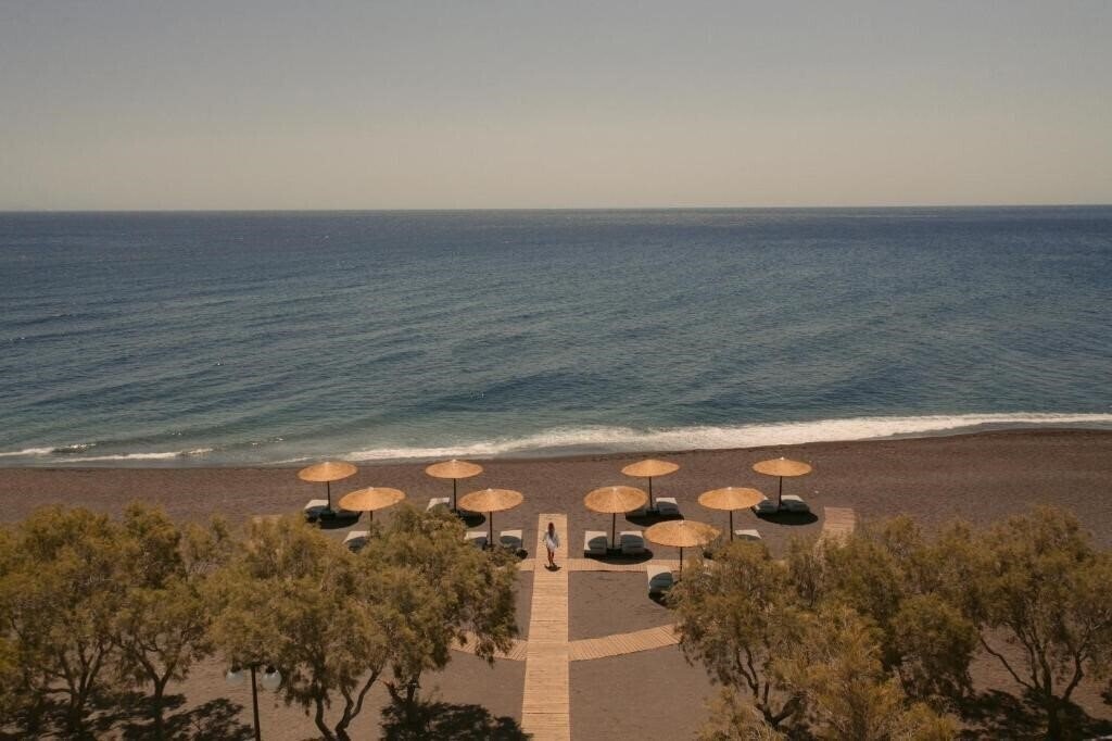 Фотография Black Rose Suites 5*