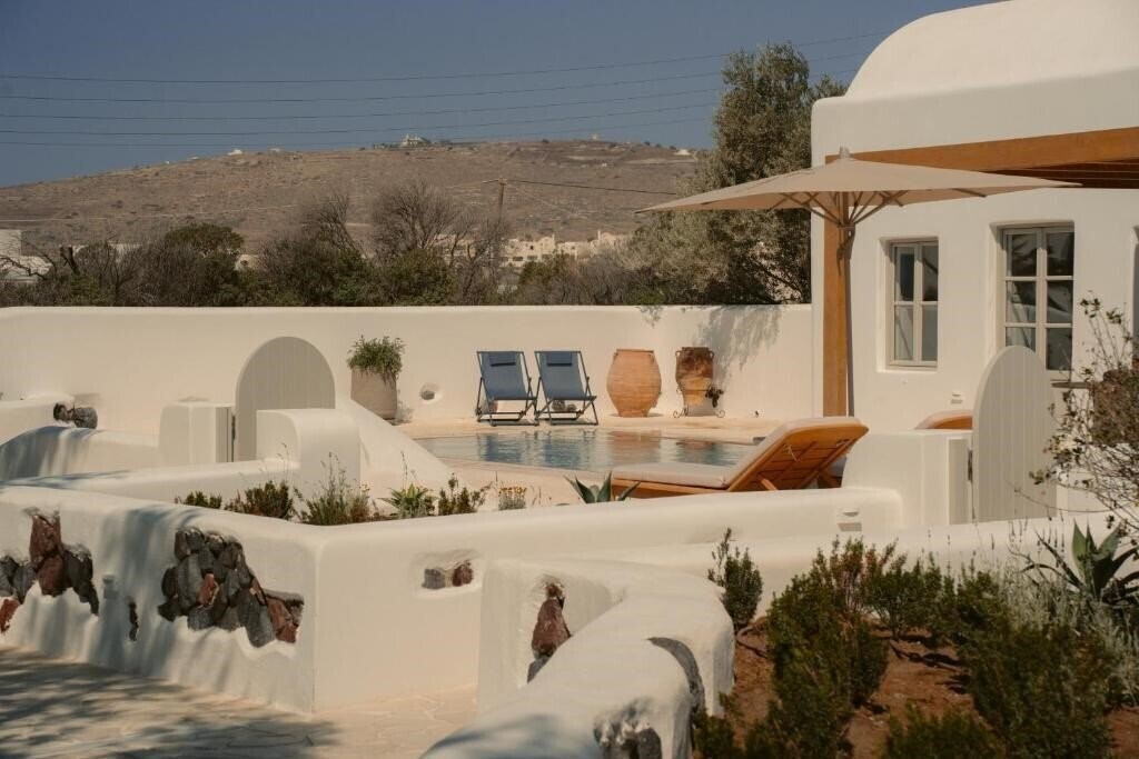Изображение Black Rose Suites 5*
