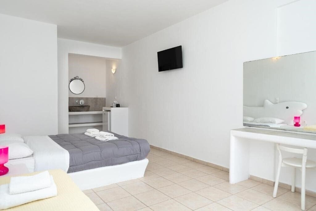 Изображение Iliada / Odysseas 3*