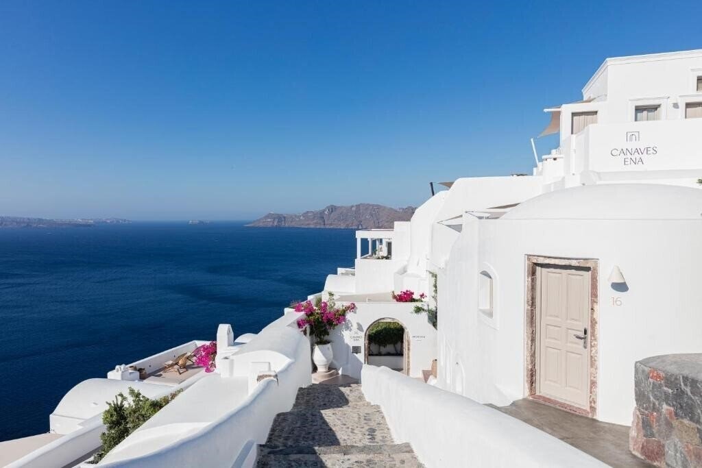 Отель Canaves Oia Hotel Santorini 4*